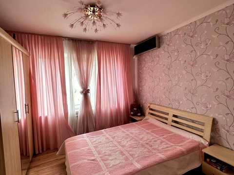 квартира за адресою Лазурна вул., 30-А