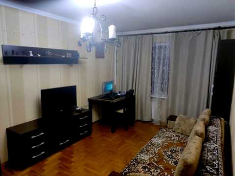 квартира за адресою Анни Ахматової вул., 14-Б