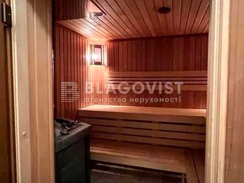 будинок за адресою Анатолія Солов'яненка вул.