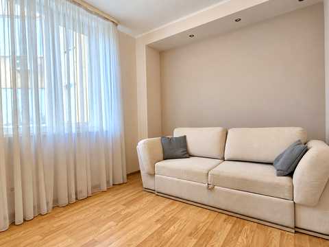 квартира за адресою Саперно-Слобідська вул., 22