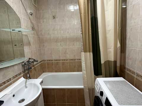 квартира за адресою Машинобудівна вул., 21-А