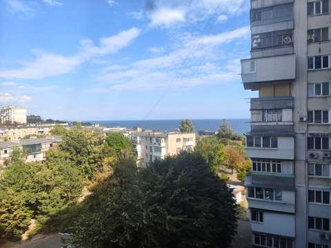 квартира за адресою Захисників України вул. (1-го Травня), 2