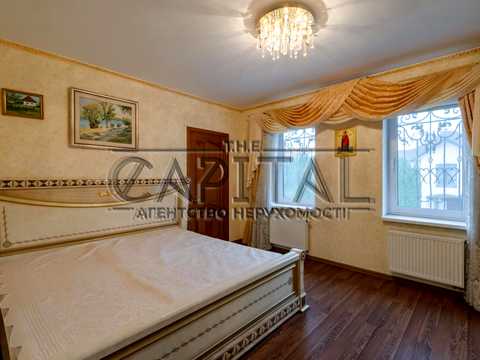 будинок за адресою с. Іванковичі, вул. Авіаторів
