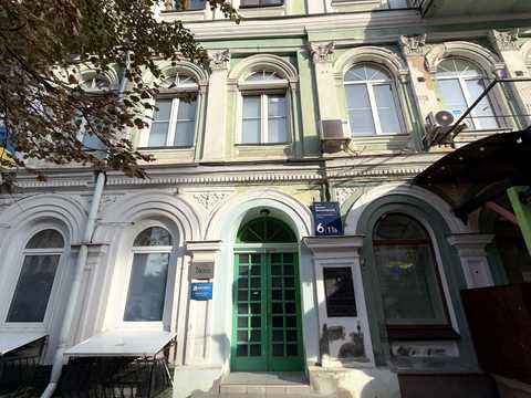 комерційна за адресою Велика Житомирська вул., 6/11