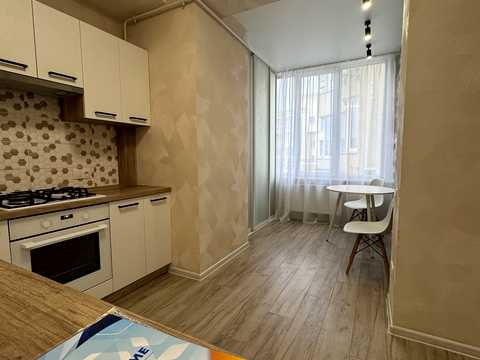 квартира за адресою Академіка Амосова вул., 61