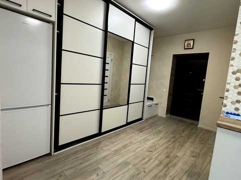 квартира за адресою Академіка Амосова вул., 61