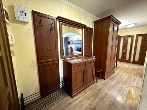 квартира за адресою Кривий Ріг, Гірничих Інженерів вул. (Пушкіна), 41