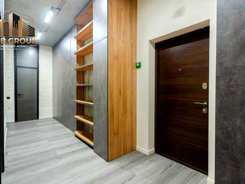 комерційна за адресою Джона Маккейна вул. (Івана Кудрі), 26