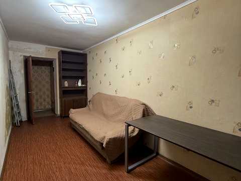 квартира за адресою Михайла Комарова вул., 10/2