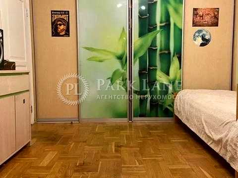 квартира за адресою Драгоманова вул., 12-А