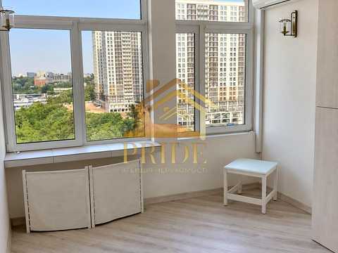 квартира за адресою Юнацька вул., 17