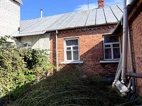 будинок за адресою Героїв Крут вул., 41а
