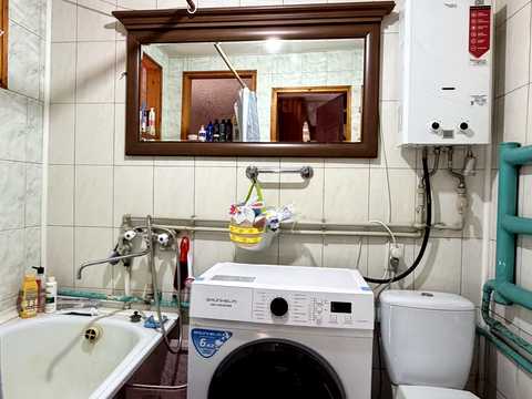 будинок за адресою Героїв Крут вул., 41а