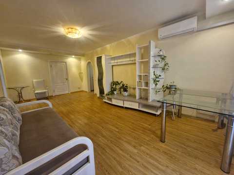 квартира за адресою Ореста Васкула вул. (Феодори Пушиної), 8