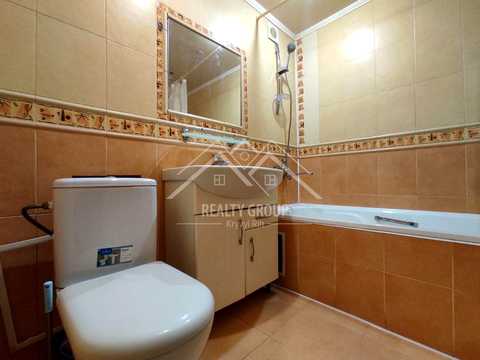 квартира за адресою Мистецька вул. (Землячки), 3