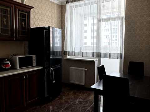 квартира за адресою Драгоманова вул., 2-А
