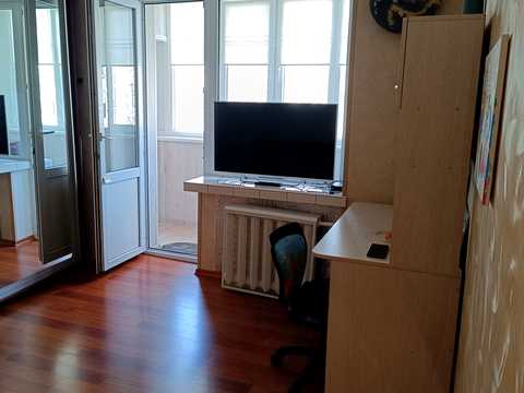квартира за адресою Академіка Глушкова просп., 24