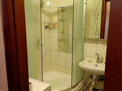 квартира за адресою Академіка Глушкова просп., 24