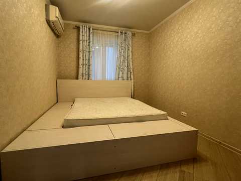 квартира за адресою Оріхуватська вул. (Бурмистенка), 10