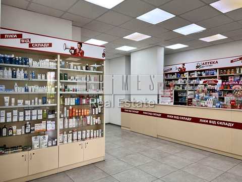 комерційна за адресою Каховська вул., 60