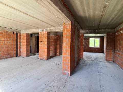 комерційна за адресою Соборна вул., 31
