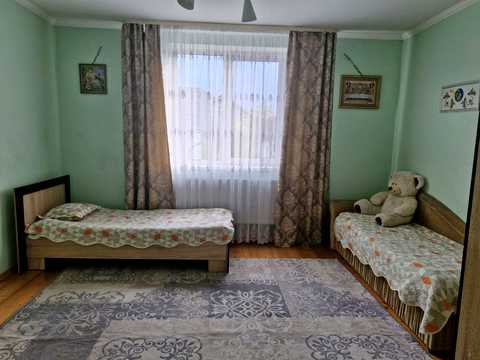 будинок за адресою Богдана Хмельницького вул., 6