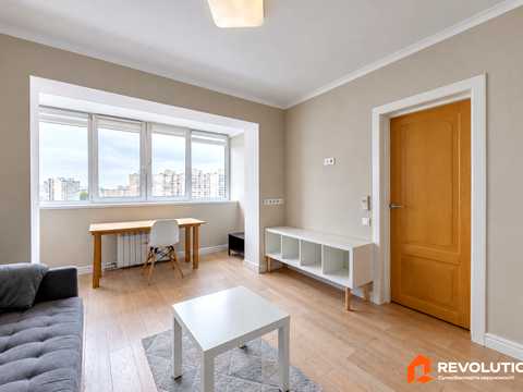квартира по адресу Драгоманова ул., 40