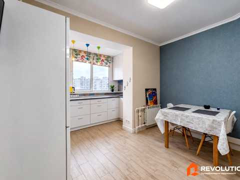квартира по адресу Драгоманова ул., 40