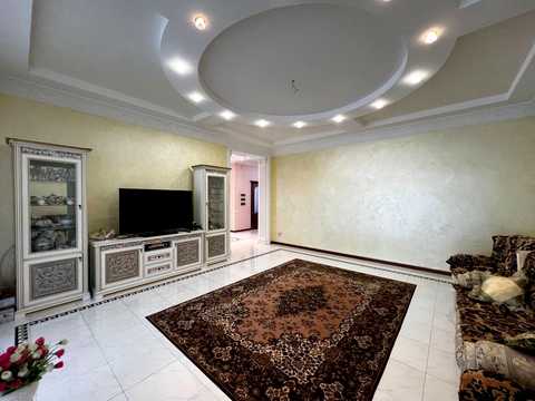 будинок за адресою Молодіжна