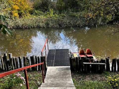 будинок за адресою Молодіжна