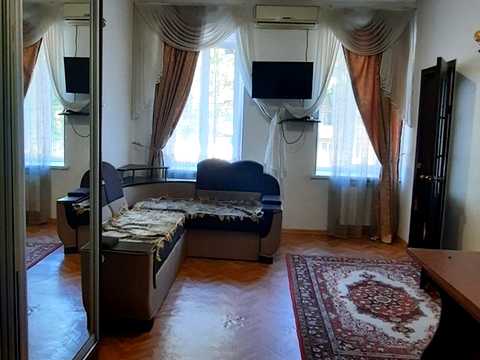 квартира за адресою Водопровідна вул., 6