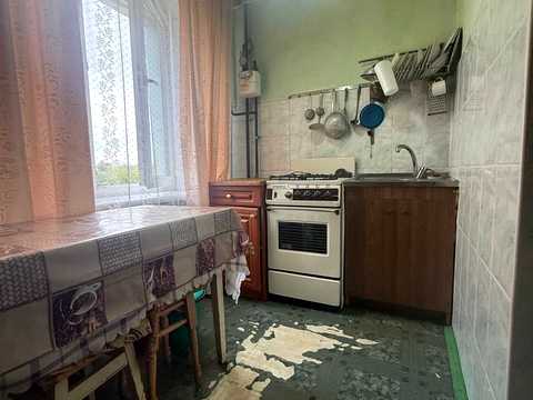 квартира за адресою Коновальця, 2