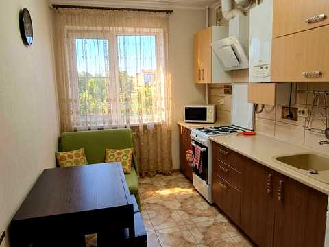 квартира за адресою Літературна вул. (Чехова), 9-А