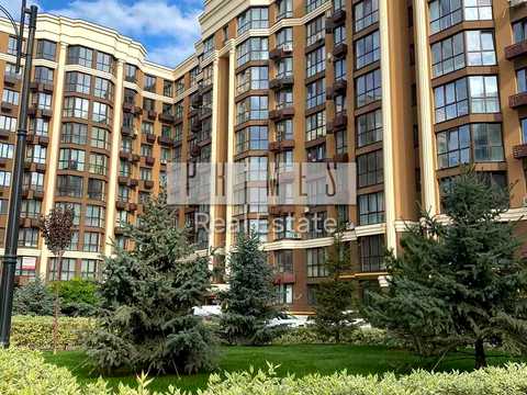 комерційна за адресою Щаслива вул., 56