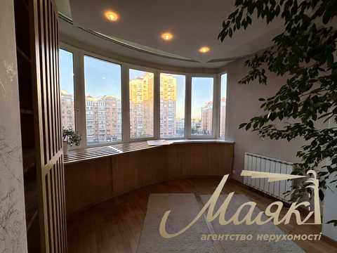 квартира за адресою Володимира Івасюка просп. (Героїв Сталінграду), 10-А