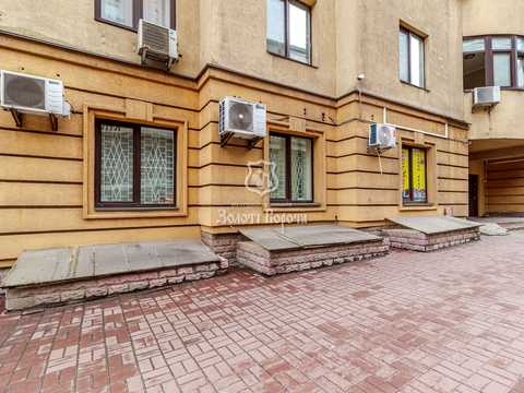 комерційна за адресою Київ, Дмитрівська вул., 69