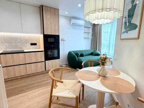 квартира за адресою Михайла Максимовича вул. (Онуфрія Трутенка), 32-Б
