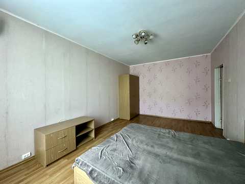 квартира за адресою Милославська вул., 23-Б