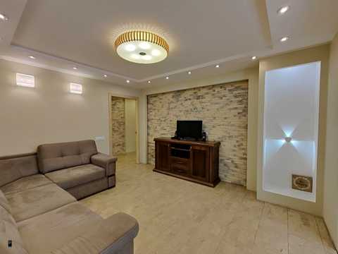 квартира за адресою Дніпро, Червоний камінь вул., 12