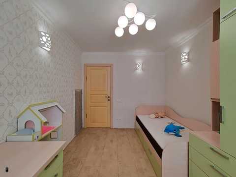 квартира за адресою Дніпро, Червоний камінь вул., 12