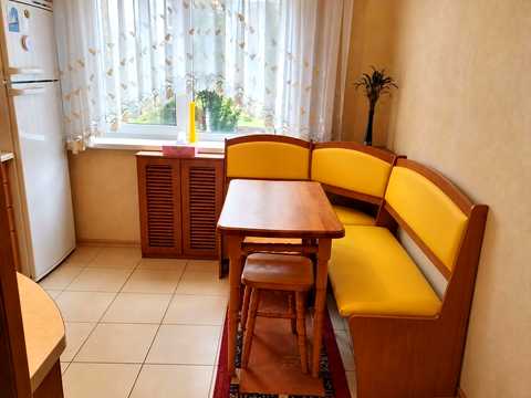 квартира за адресою Героїв просп., 45