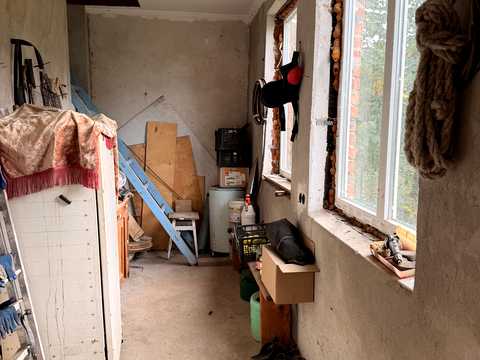 дом по адресу 4-ий провулок рівний