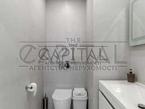 комерційна за адресою Антоновича вул. (Горького), 74