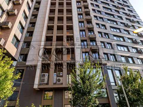 комерційна за адресою Антоновича вул. (Горького), 74