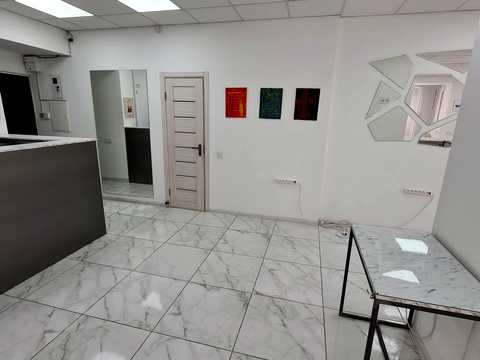 комерційна за адресою Мала Житомирська вул., 20-Г