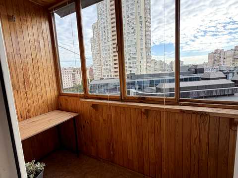 квартира по адресу Драгоманова ул., 40