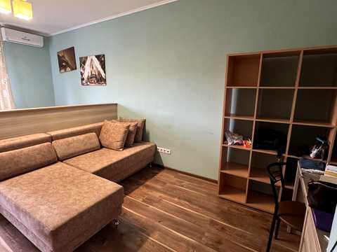 квартира за адресою Воскресенська вул., 12-Б