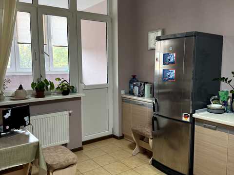 квартира за адресою Воскресенська вул., 12-Б