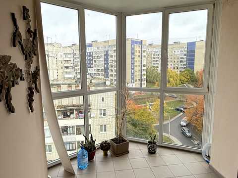 квартира за адресою Володимира Вернадського вул., 42