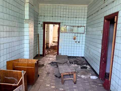 коммерческая по адресу Богдана Хмельницького, 123